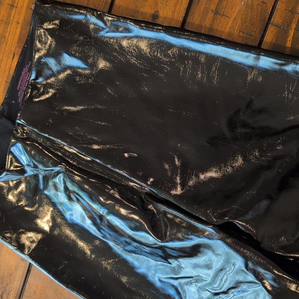 Commando Patent Leather Leggings - Picture 6 of 9